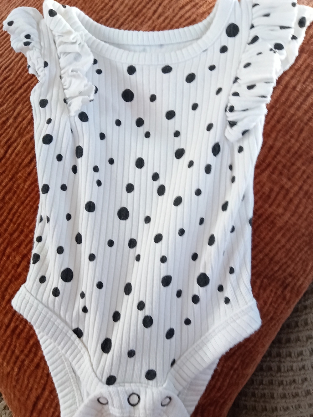 Cat & Jack White Ribbed Polka Dot Ruffle Sleeve Bodysuit